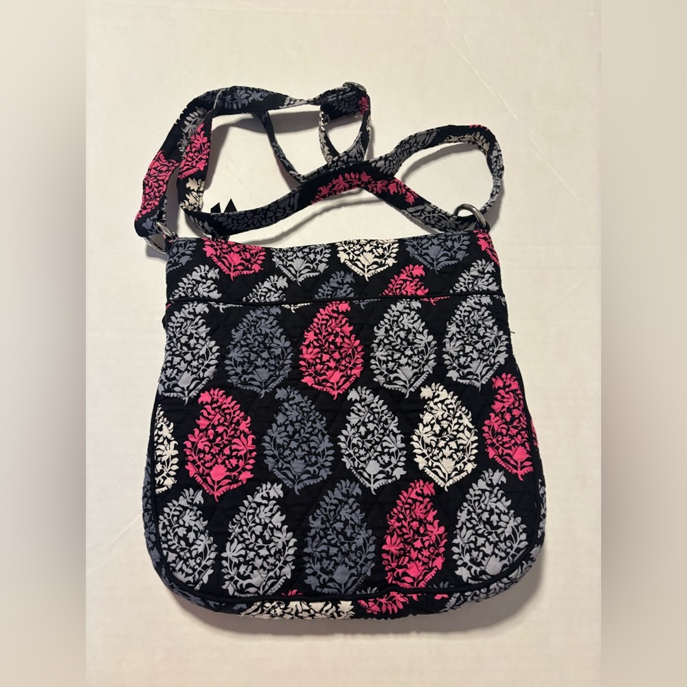 Vera Bradley Quilted Floral Crossbody Bag in Black, Pink & Gray. Cute bag!